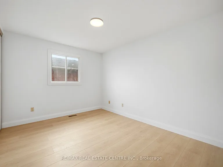 4676 Owl Cir — Photo 41