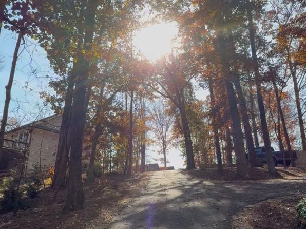 4921 Odell Dr