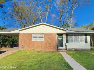 213 Holly Dr, Natchez, MS 39120