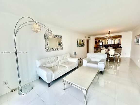 3rd image of 19370 Collins Ave APT 1015