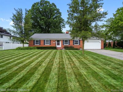 54241 Sunderland Dr, Shelby Township, MI, 48316