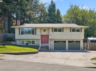 324 NE Scott Dr, Gresham, OR 97030