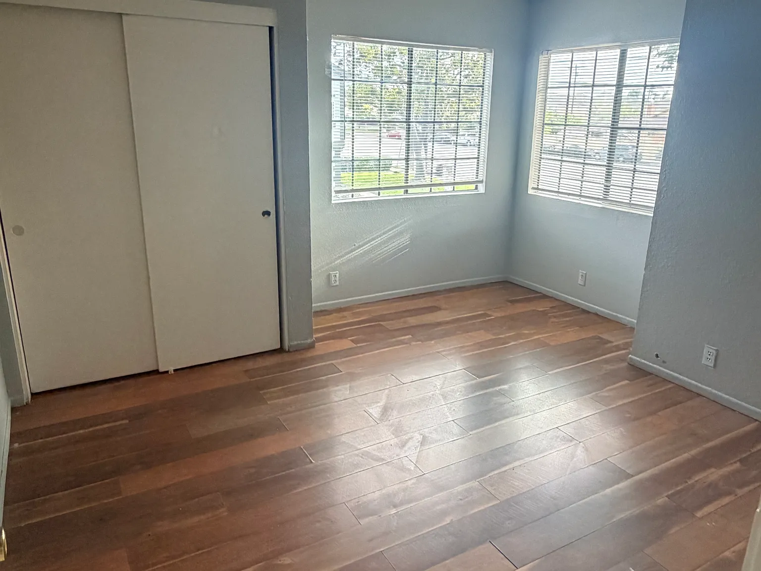 3 bed, 2.5 bath, 1563 sqft, $3,300 — Photo 2