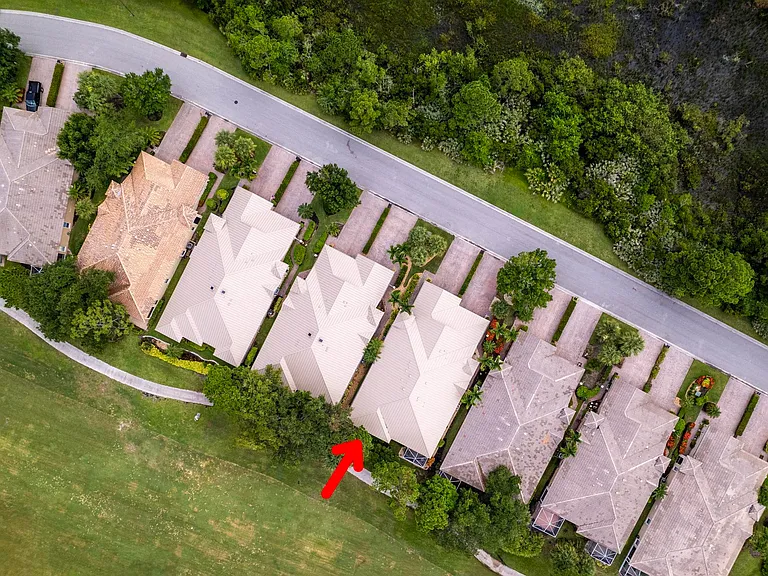 3751 NW Willow Creek Dr — Photo 35