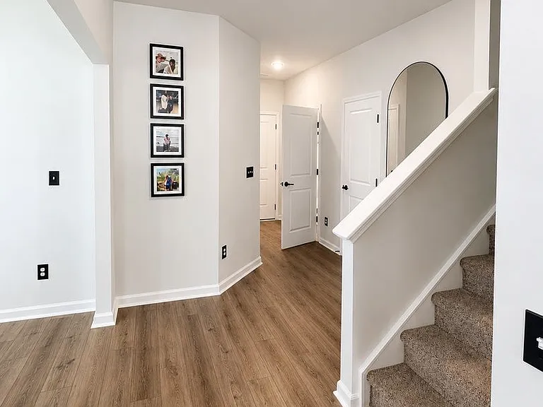 428 Lundby Dr — Photo 13
