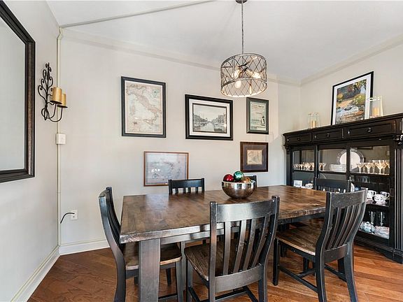 5th image of 1742 S Shore Ct