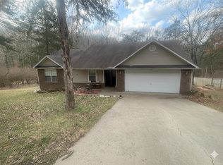 67 S Red Oak Ave, West Fork, AR 72774