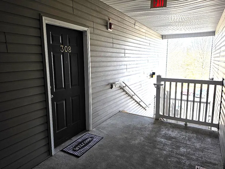4455 Brassfield Dr — Photo 16