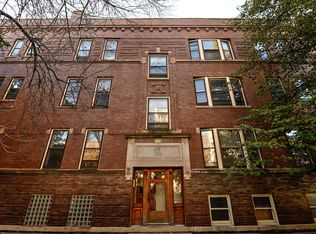 1951 W Cullom Ave, Chicago, IL 60613