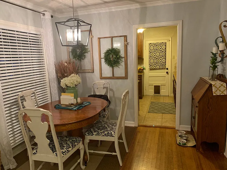 3937 Locke Ave — Photo 2