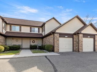 3758 Heritage Pkwy, Dearborn, MI