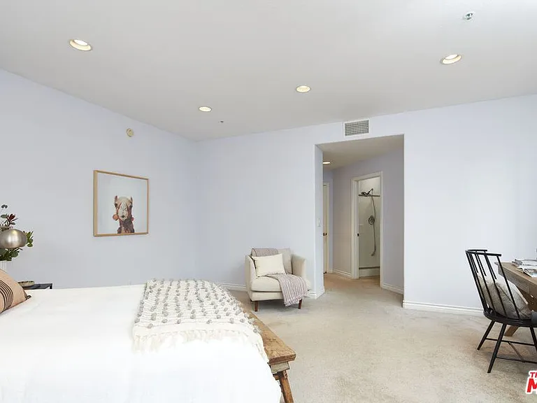 3460 S Centinela Ave — Photo 15