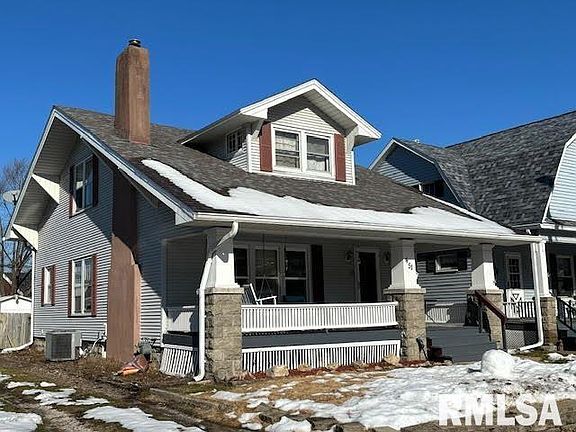 2nd image of 451 17th Ave
