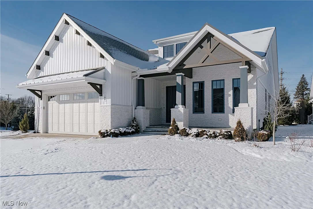 S/l 46 Bridgeport Way photo 1