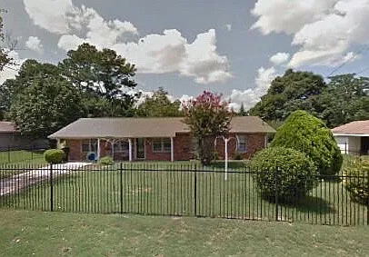 203 Sonja Dr photo 1