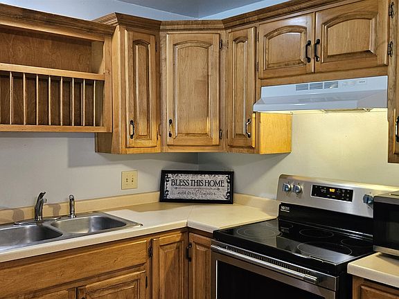 3rd image of 2579 Telluride Trl APT J