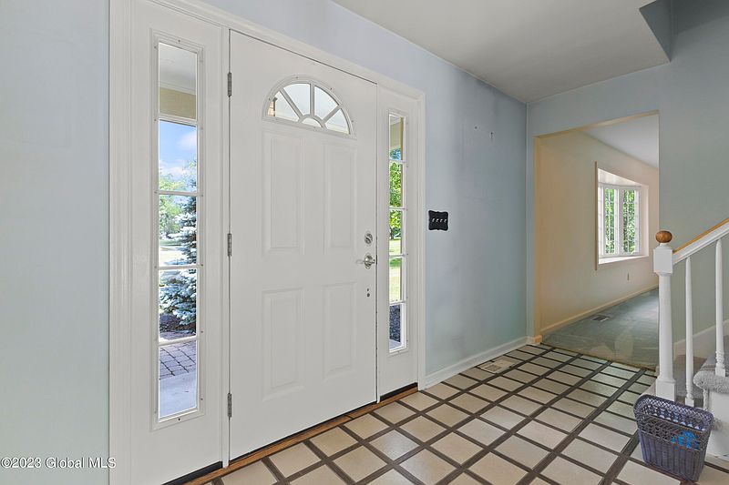 3rd image of 35 Lawmar Lane