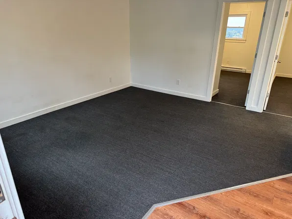 874 Fairview Ave APT 8, Indiana, PA 15701