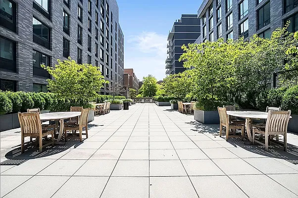 Rented by The Agency | media 6