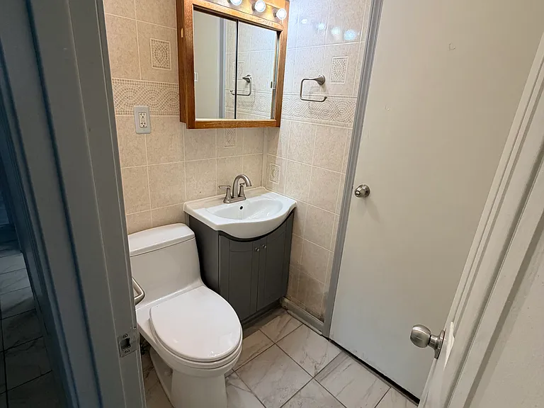 133 W Briarcliff Rd — Photo 6