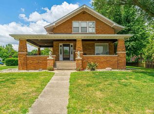 604 N Vine St, Mount Pulaski, IL 62548