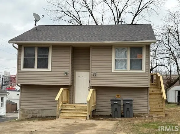 1326 N Woodburn Ave, Bloomington, IN 47404