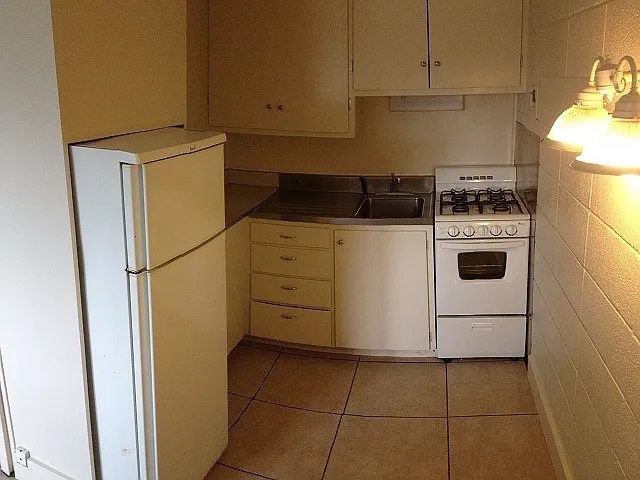 611 2nd St NW — Photo 11