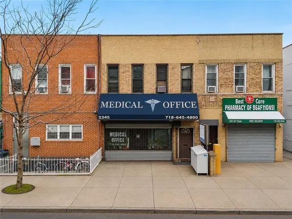 2345 65th Street image 1 of 28