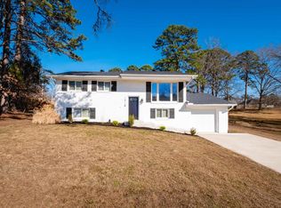 1811 E Lakeview, Benton, AR 72015