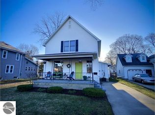 321 S Kinney Ave, Mount Pleasant, MI 48858
