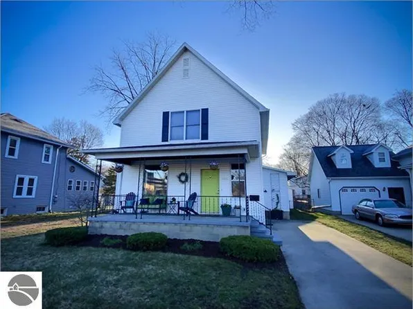 321 S Kinney Ave, Mount Pleasant, MI 48858