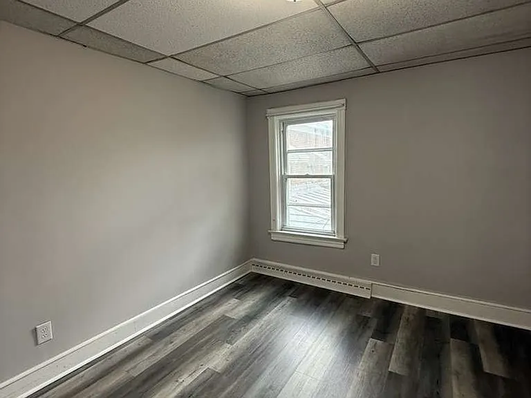 306 Dayton St — Photo 23