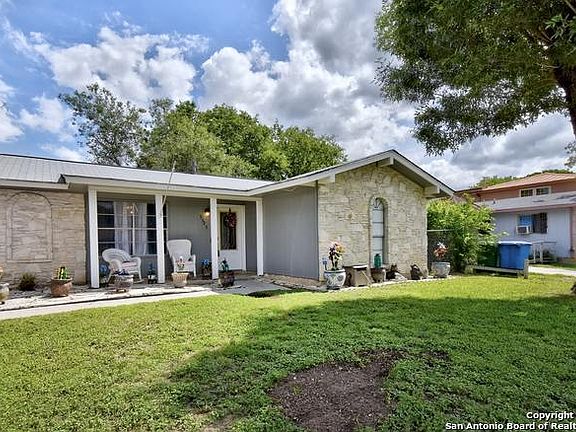 3rd image of 3323 Coconino Dr