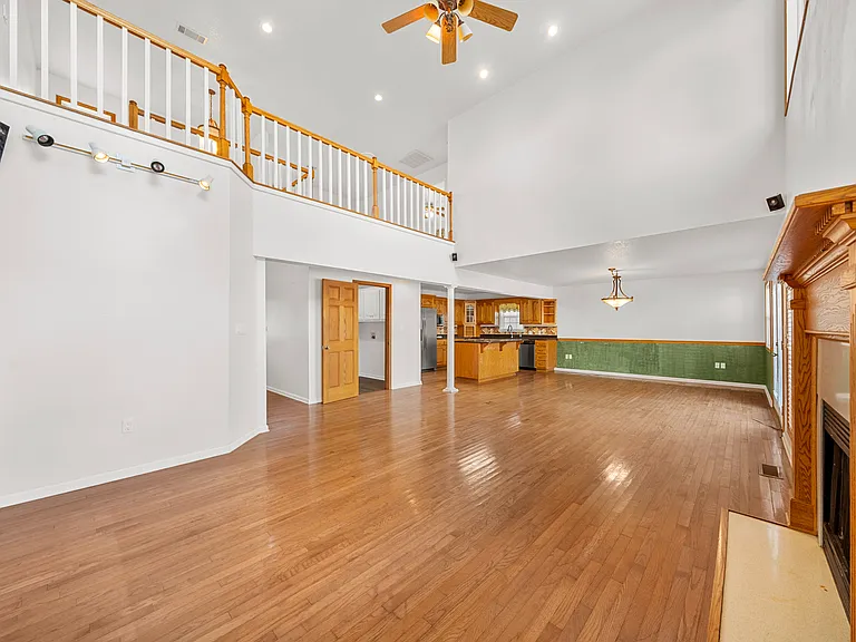 115 Springbrook Point — Photo 7