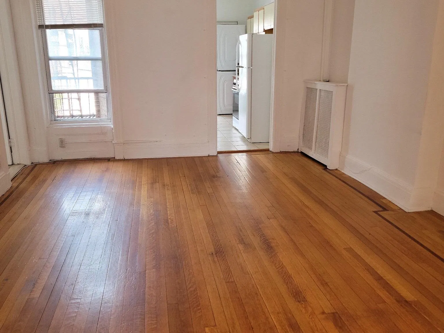1 bed, 900 sqft, $2,050 — Photo 2