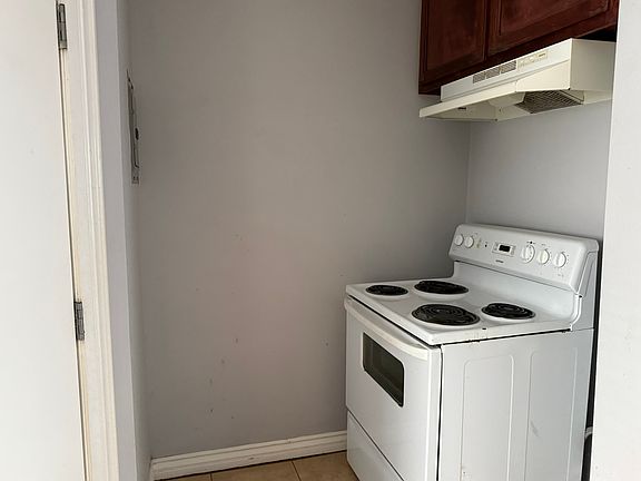 2nd image of 71 Lime Ave APT 8