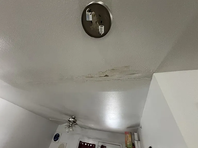 Clifton Height Apartments — Photo 18