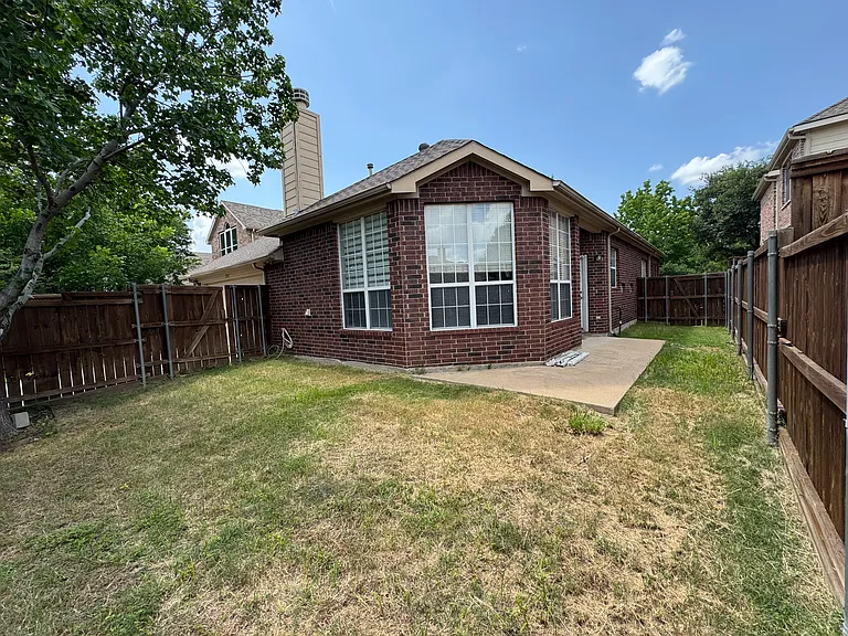 2767 Cedar Wood Dr — Photo 16