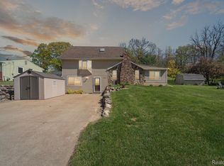 5780 Elvira, Pinckney, MI 48169