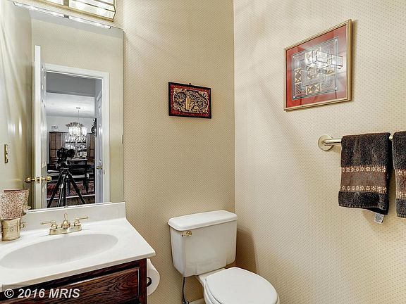 4th image of 7420 Crestberry Ln