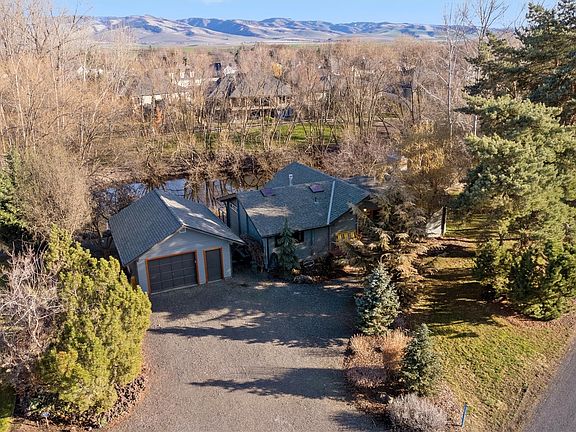 3rd image of 1831 S Wilbur Avenue