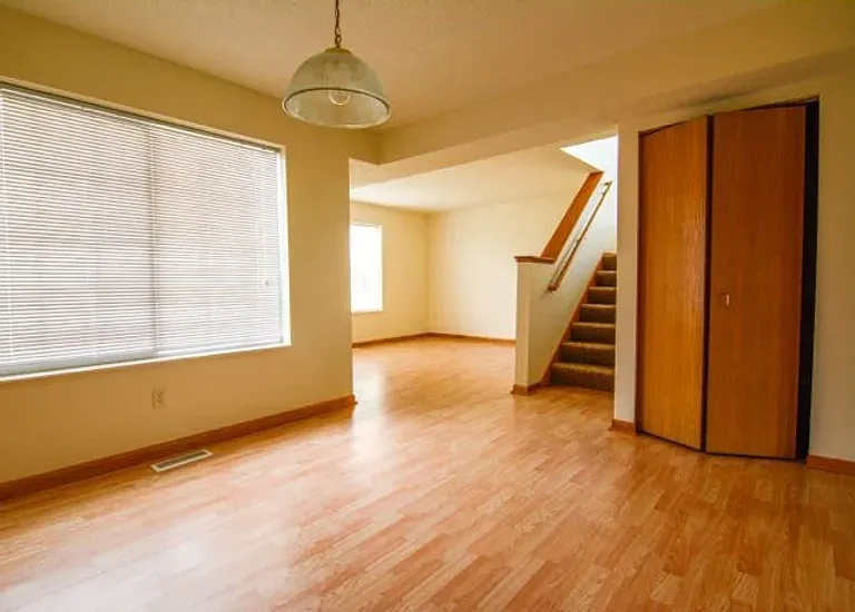 Riverside Townhomes — Photo 3