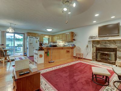 595 Claybanks Dr, Callaway, VA, 24067