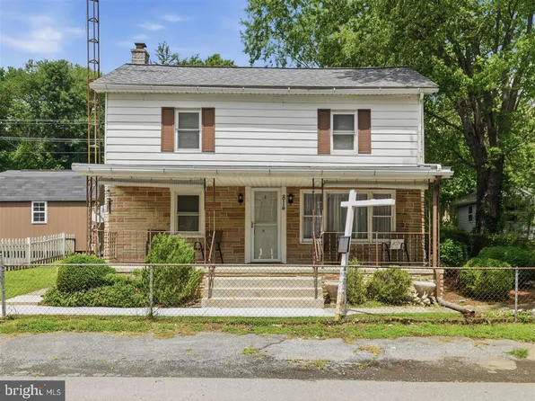 814 Tritapoe Dr, Knoxville, MD 21758