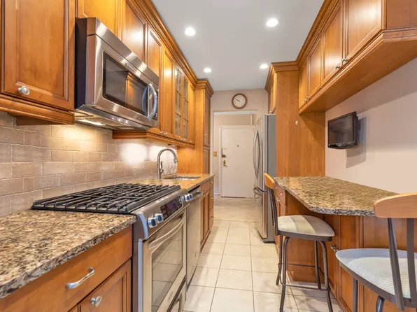 209-20 18th Avenue image 1 of 13