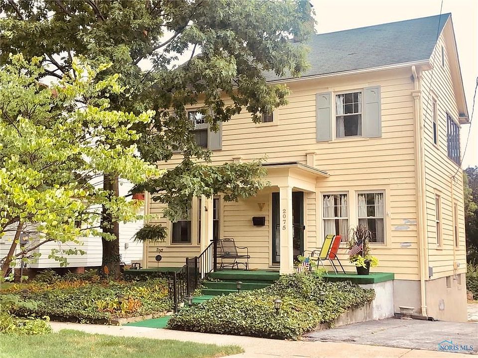 1st image of 2075 S Kennison Dr