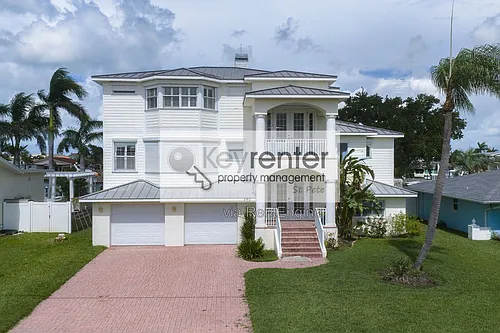 540 Johns Pass Ave Photo 1 540 Johns Pass Ave Photo 1