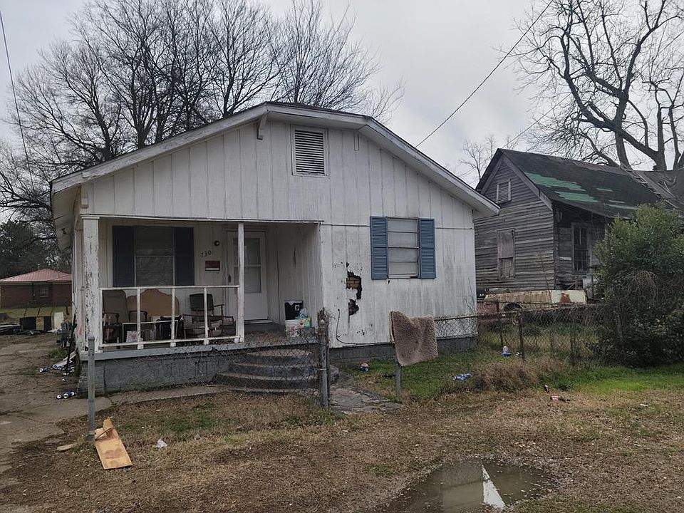2nd image of 730 S Delesseps St
