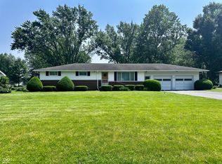 915 Winston Rd, Jonesboro, IN 46938