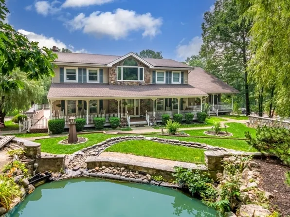 113 Lozier Rd, Mount Olive Twp., NJ 07828
